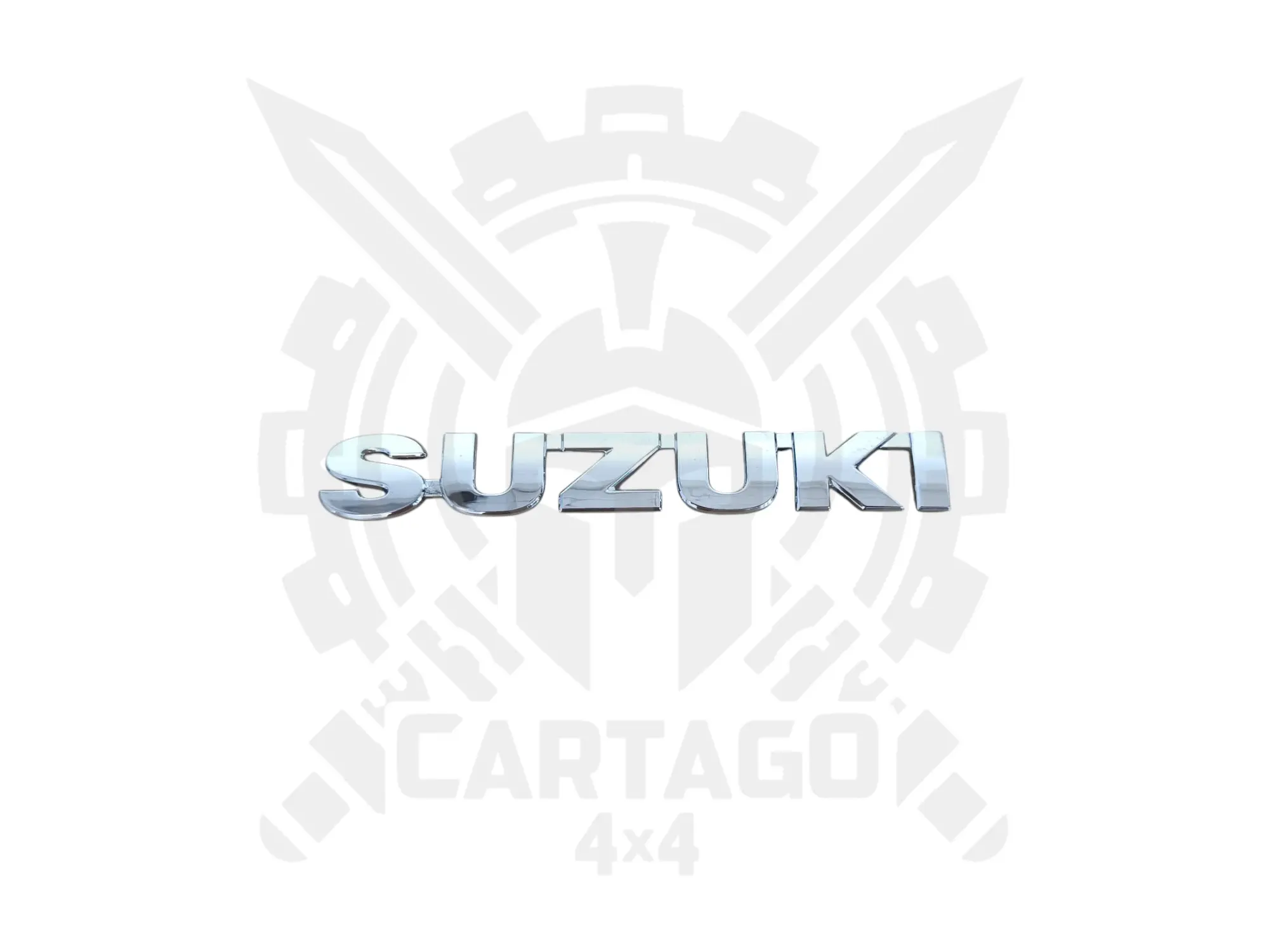 Emblema cromo Suzuki