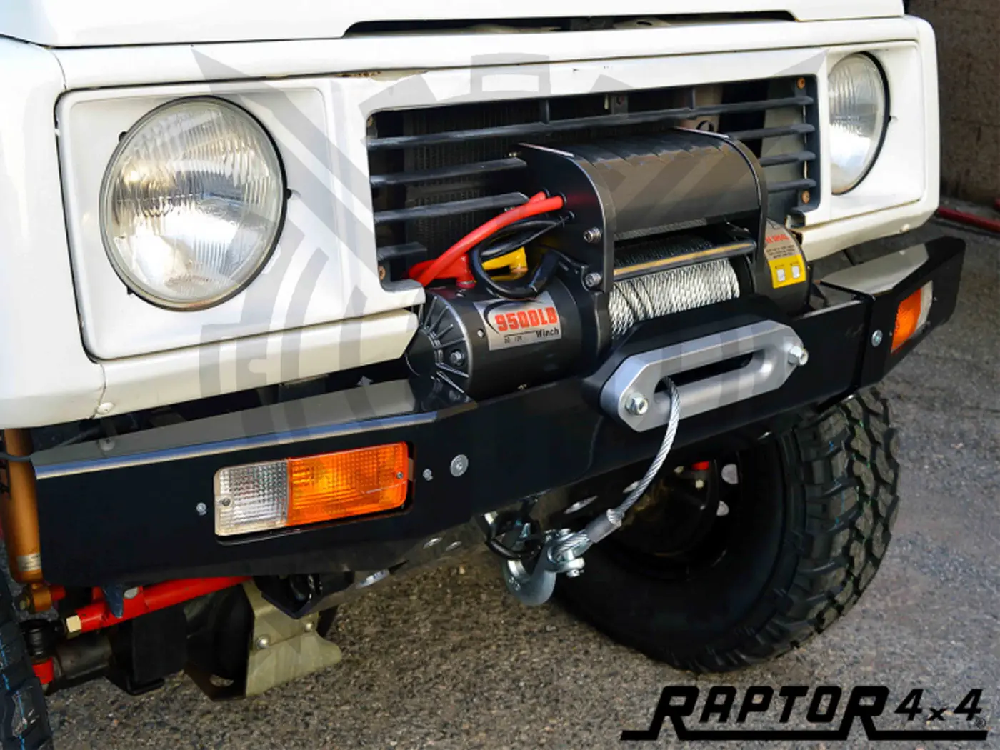 Paragolpes delantero con base para winch Suzuki Samurai - imagen 1