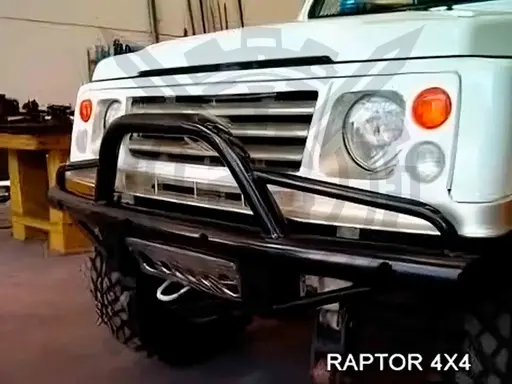 Paragolpes tubular delantero con barra superior sin base para winch Suzuki Samurai
